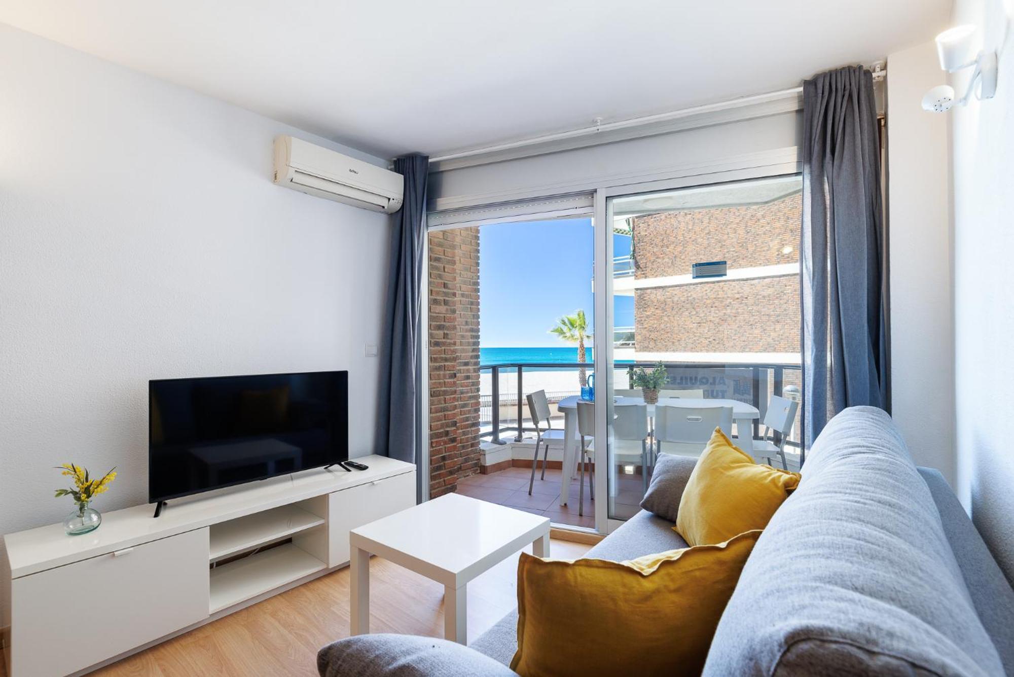 Uhc Mexico I Apartments كامبريلس المظهر الخارجي الصورة